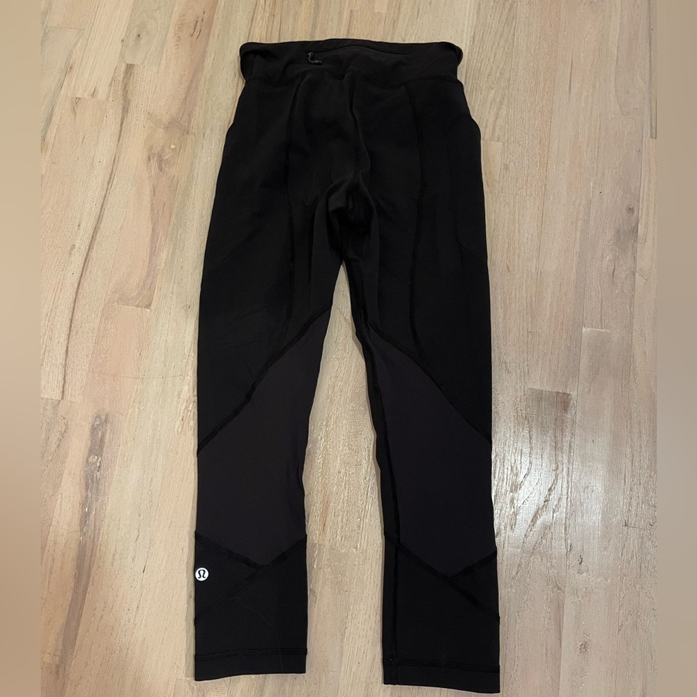 Lululemon leggings size 4